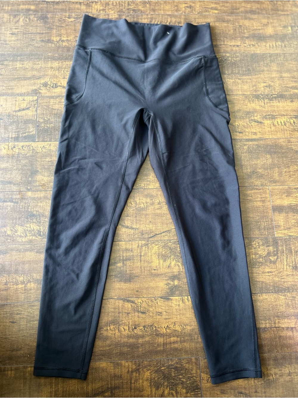 Black High-Waist Performance Leggings